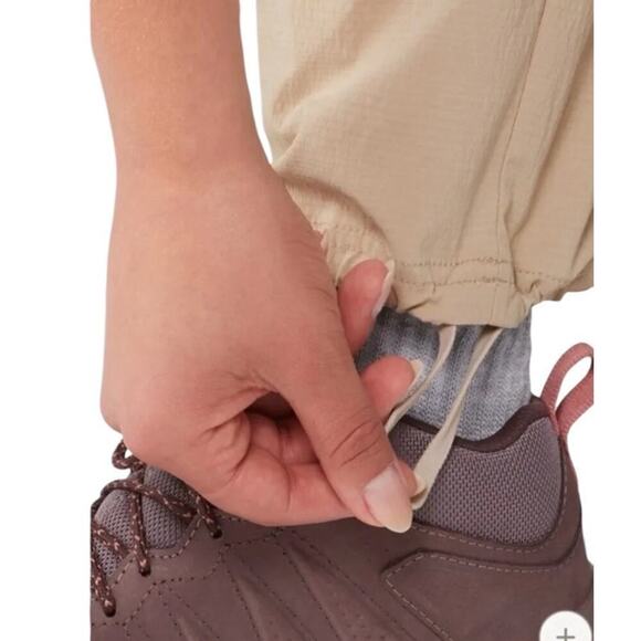 Athleta Trekkie Utility‎ Cargo Pants Plus Size 26 Beige Hiking Outdoor Gorpcore - Picture 7 of 16